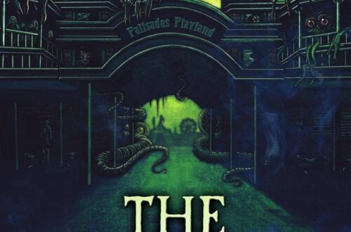 Robin's Review Dead Planet: Three Tales of Invasion By: Joseph Pesavento Publisher: Independently Published Published: August 25, 2023 ASIN: B0CFY1BW5F Page Count: 82 Triggers: violence, alien invasion, body horror, planetary destruction