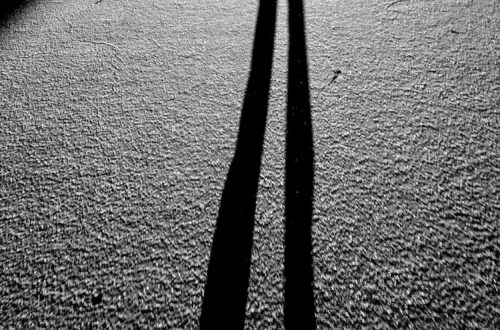 Robin's Review There’s a Young Man Dressed in Blue By: Fabio Amabili Publisher: Independently Published Published Date: February 21, 2026 ASIN: B0G6SWJ5XC Page Count: 192 Triggers: Corporate corruption, moral conflict, ambiguity, psychological tension, isolation, identity and memory themes Star Rating: ⭐⭐⭐⭐⭐ Skull Dread Rating: 💀