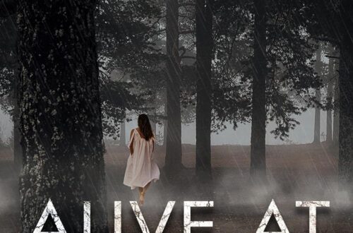 Robin’s Review Alive at Sunset (Rituals of the Night Book 2) Book 2 of 3: Rituals of the Night Publisher: Into the Darkness Publishing Published Date: May 31, 2026 ASIN: B0FG4G2FW3 Page Count: 398 pages Triggers: Violence, abuse, trauma, sexual assault, stalking, murder, psychological horror, animal death Star Rating: ⭐⭐⭐⭐⭐ Skull Dread Rating: 💀💀💀